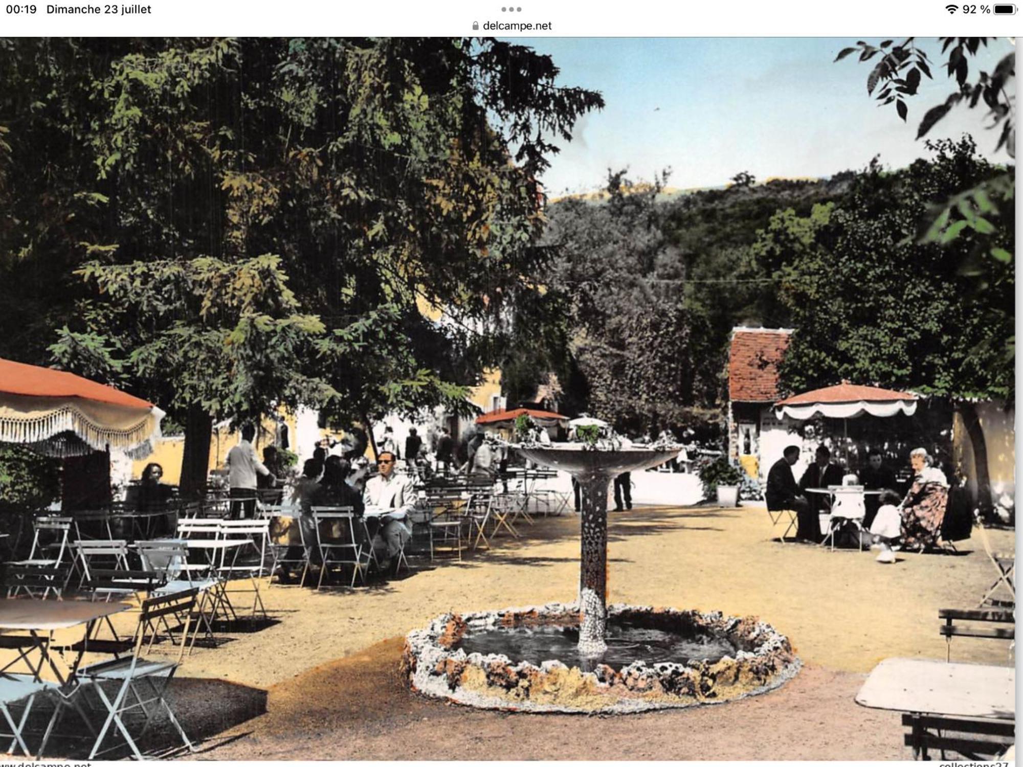 Chambre Sur Une Ile Saint-Bonnet-de-Rochefort Bagian luar foto